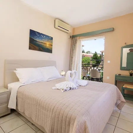 Aegealis Apartamento *