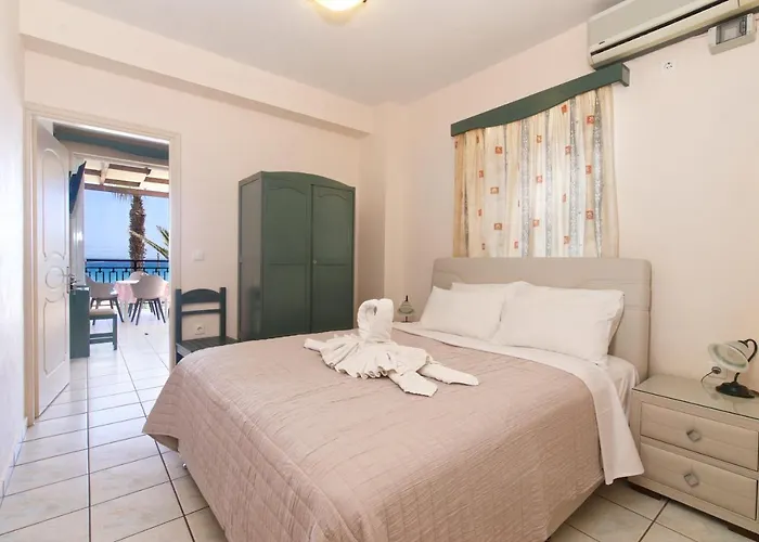 Aegealis * Skala (Kefalonia)